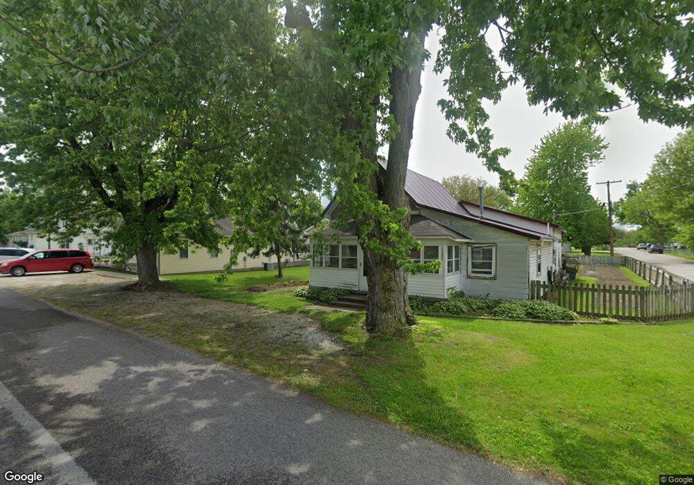 505 N Maple St, Converse, IN 46919 - photo 1