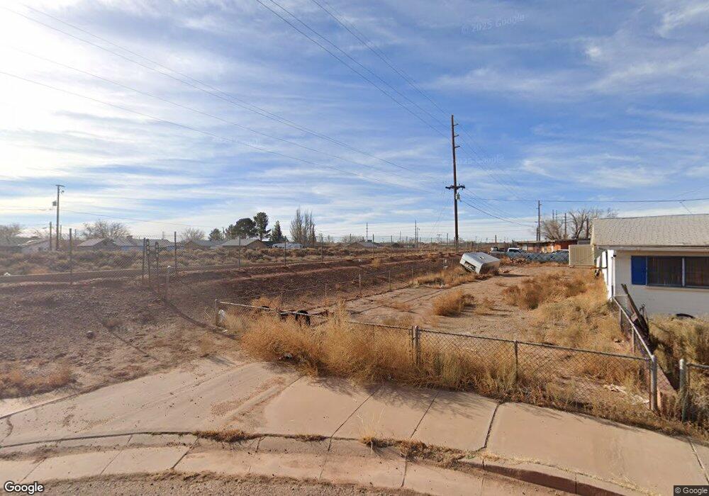 713 E Oak St, Winslow, AZ 86047 - photo 1