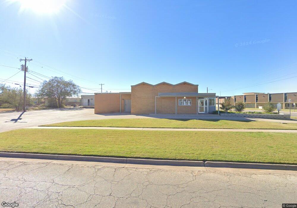 706 E 11th Place, Big Spring, TX 79720 - photo 1