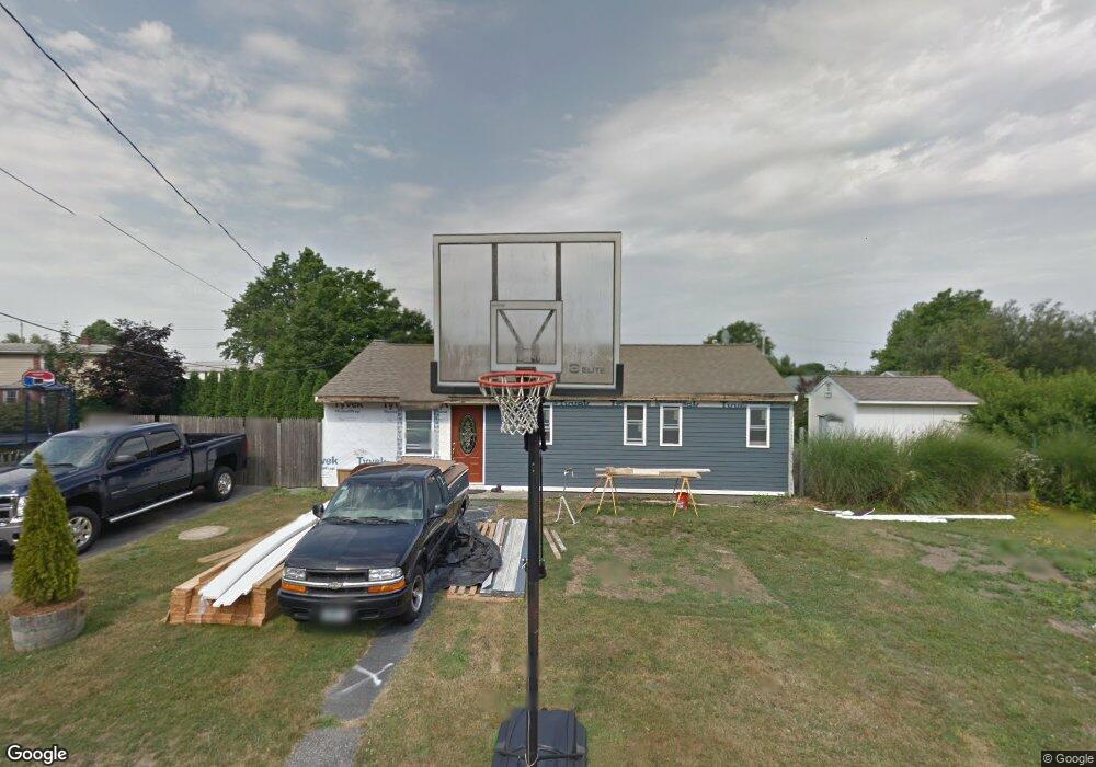 6 Cedar Ave, Middletown, RI 02842 - photo 1