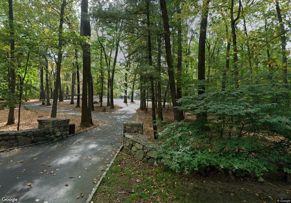 74 Bentwood Dr, Stamford, CT 06903 - photo 1