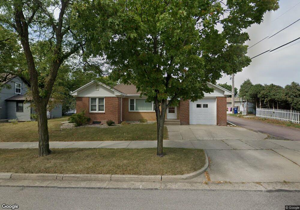 816 3rd St N, New Ulm, MN 56073 - photo 1