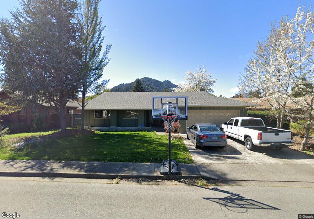 104 Walnut Dr, Rogue River, OR 97537 - photo 1