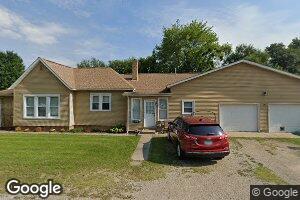 118 W Jackson St, Fairland, IN 46126