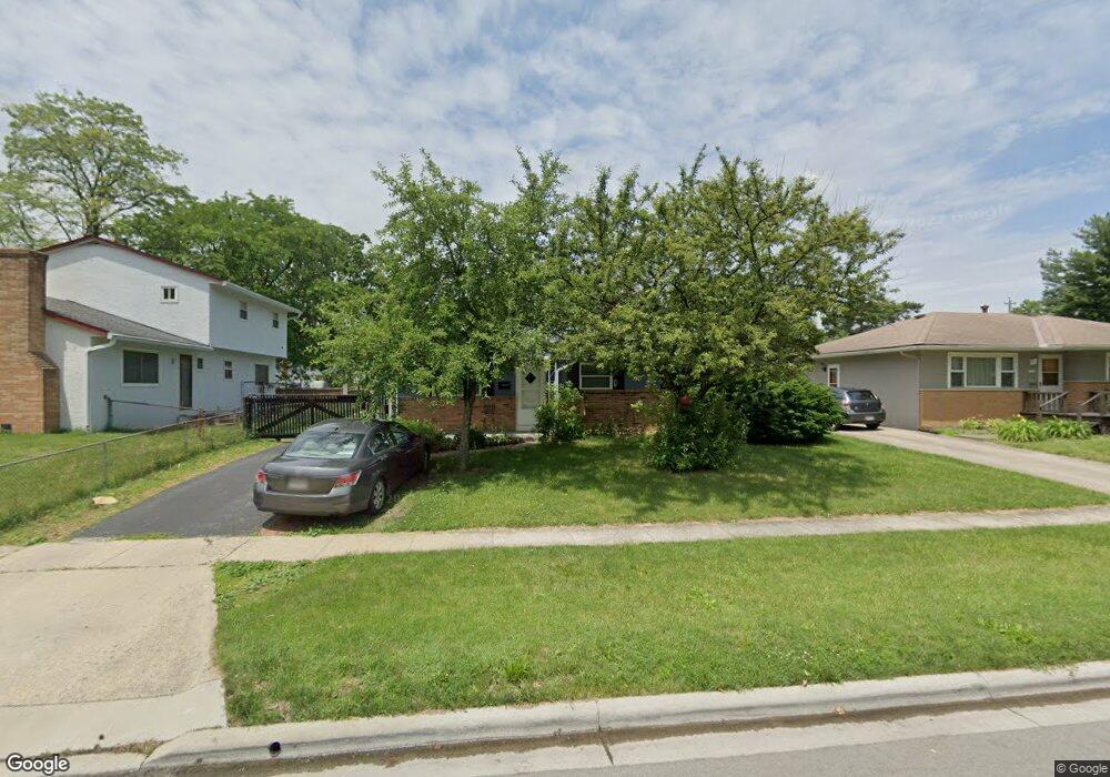 6335 Ambleside Dr, Columbus, OH 43229 - photo 1