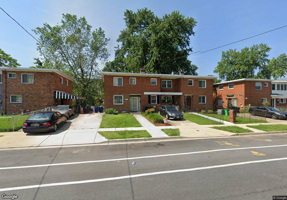 929 Owens Rd, Oxon Hill, MD 20745 - photo 1