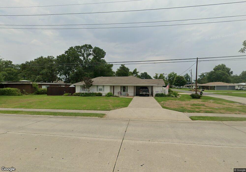 1700 W Sale Rd, Lake Charles, LA 70605 - photo 1