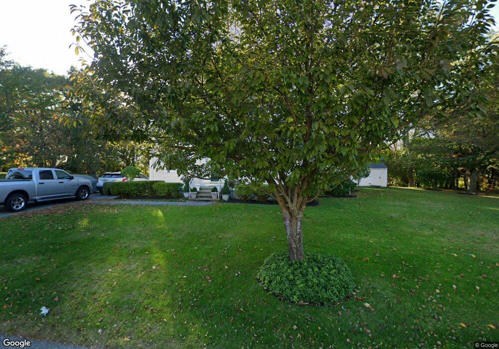 8 Pento Rd, Woburn, MA 01801 - photo 1