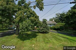 16 Dougs Ln, Jamesport, NY 11949