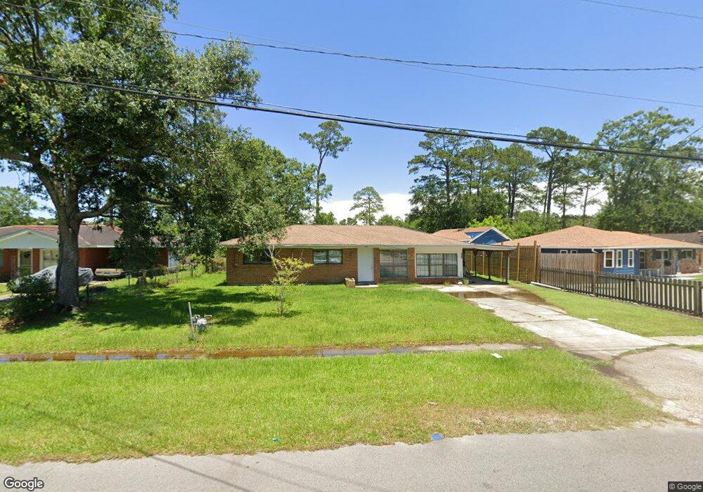 690 Carollo St, Slidell, LA 70458 - photo 1