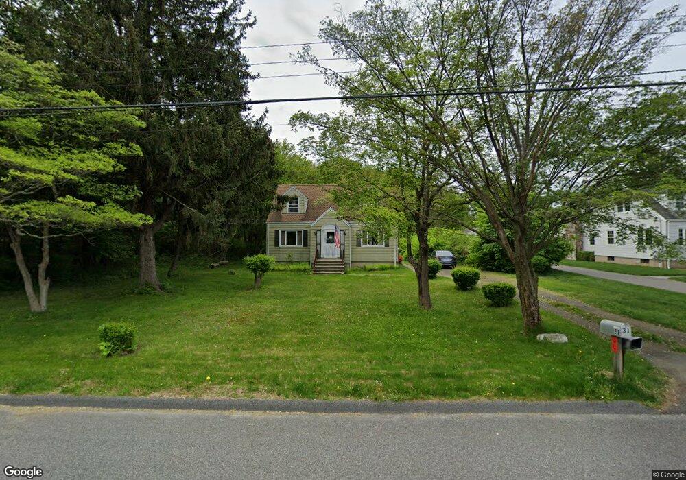 31 Mohawk Dr, Trumbull, CT 06611 - photo 1