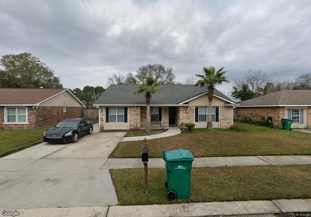 1907 Wellington Ln, Slidell, LA 70461 - photo 1