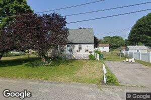 18 Sagamore St, Portsmouth, RI 02871