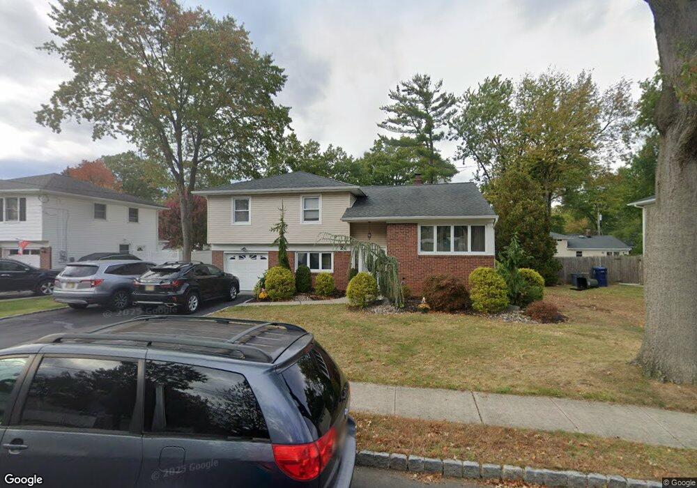 24 Runnymede Rd, Clark, NJ 07066 - photo 1