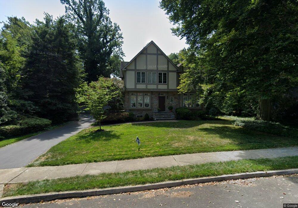 915 Twyckenham Rd, Media, PA 19063 - photo 1