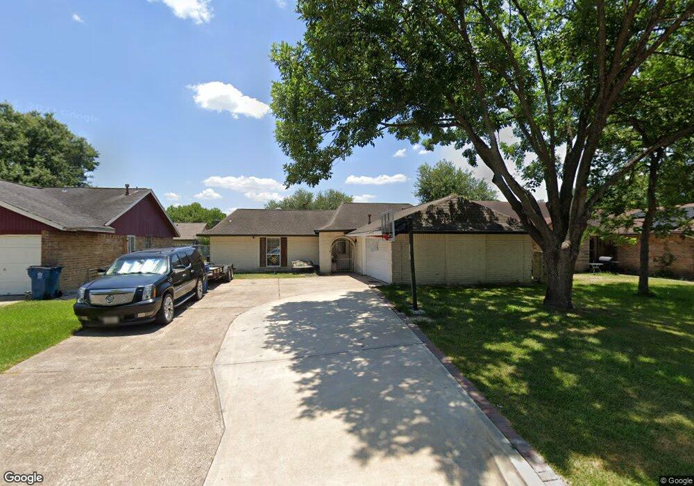 2111 Winter Bay Ln, Houston, TX 77088 - photo 1