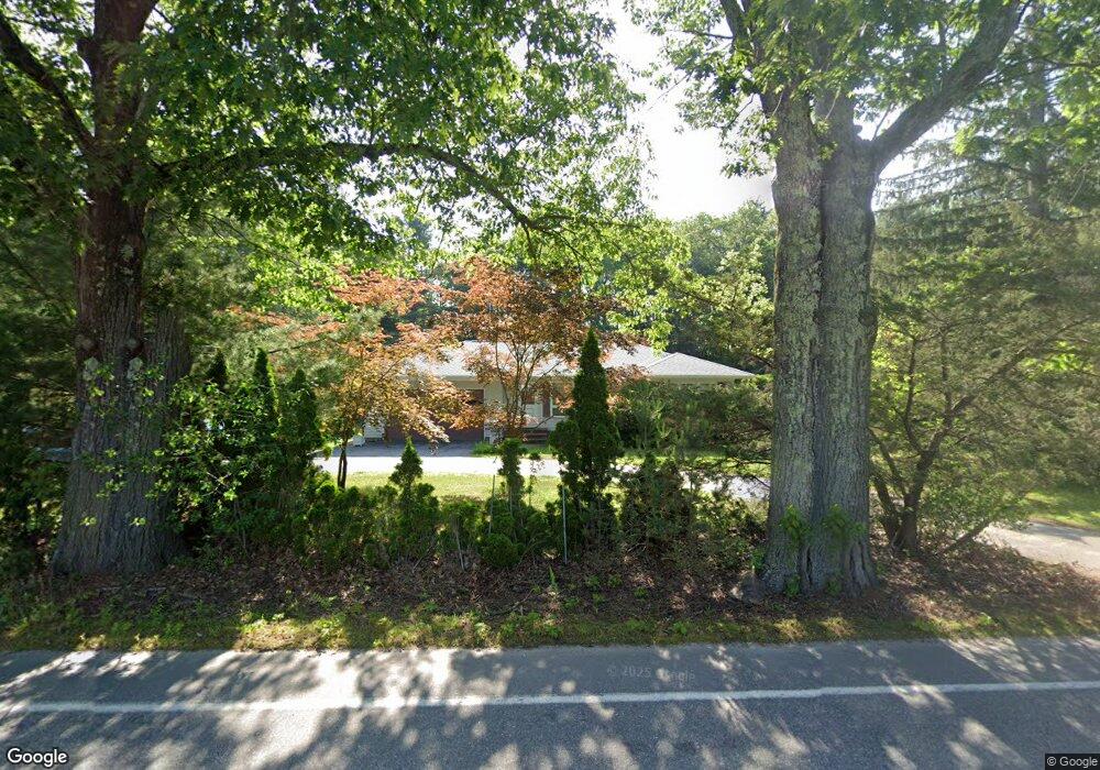 114 Back River Rd, Bedford, NH 03110 - photo 1