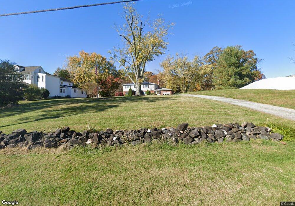 118 Stonewall Rd, Catonsville, MD 21228 - photo 1