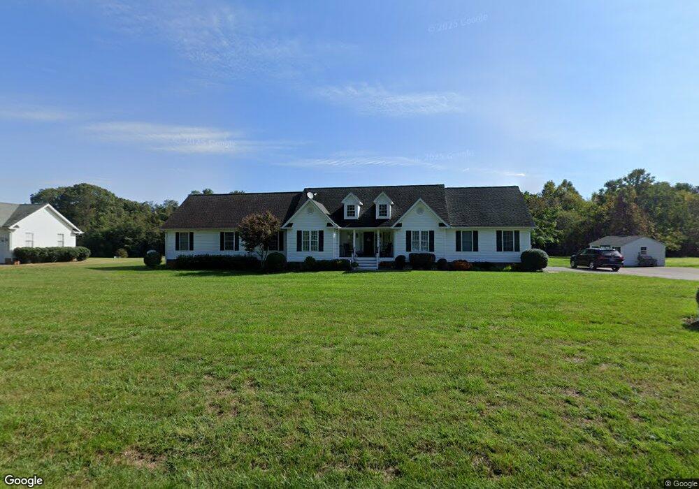 260 Buena Vista Dr, Colonial Beach, VA 22443 - photo 1