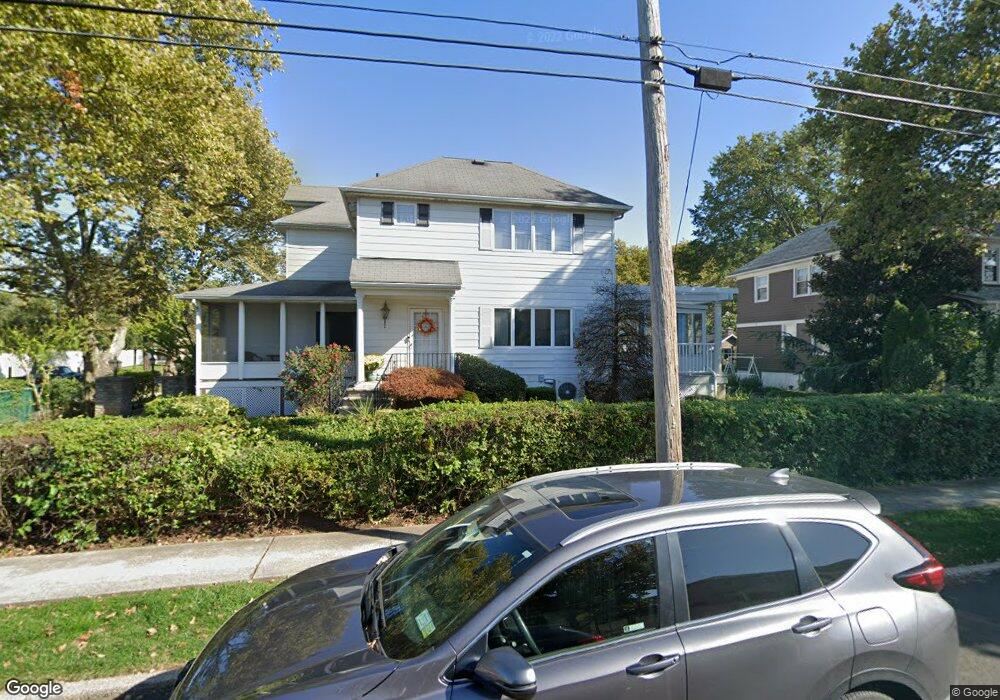 460 Watchogue Rd, Staten Island, NY 10314 - photo 1