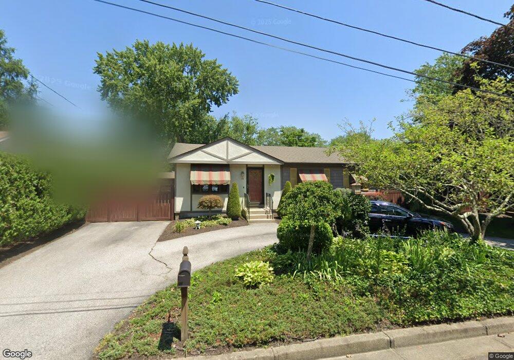 12 Glen Farm Ct, Warwick, RI 02889 - photo 1