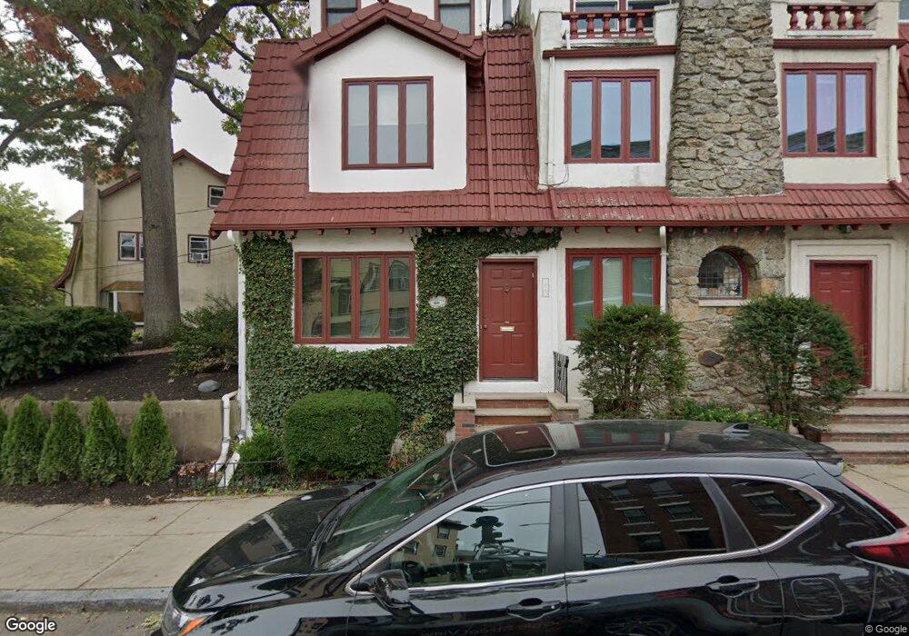 135A Sutherland Rd unit A, Brighton, MA 02135 - photo 1