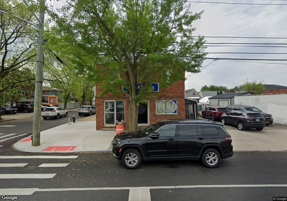 26520 Hillside Ave, Glen Oaks, NY 11004 - photo 1