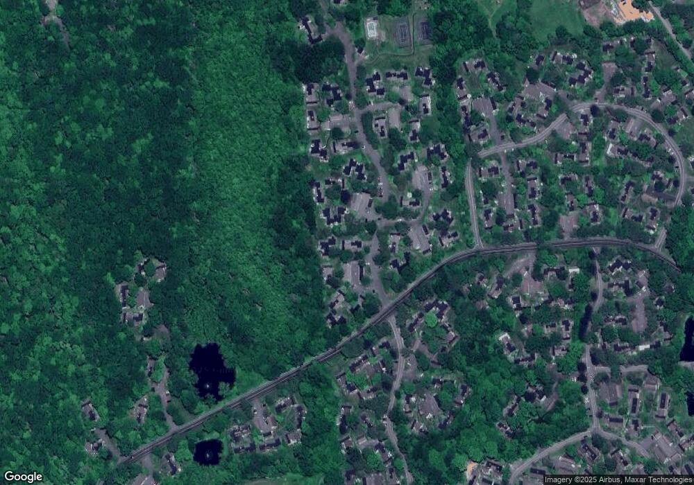 17C Heritage Cir unit 7C, Southbury, CT 06488 - photo 1