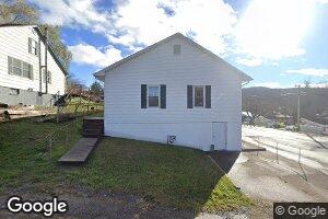 16 Camden Ave, Richwood, WV 26261