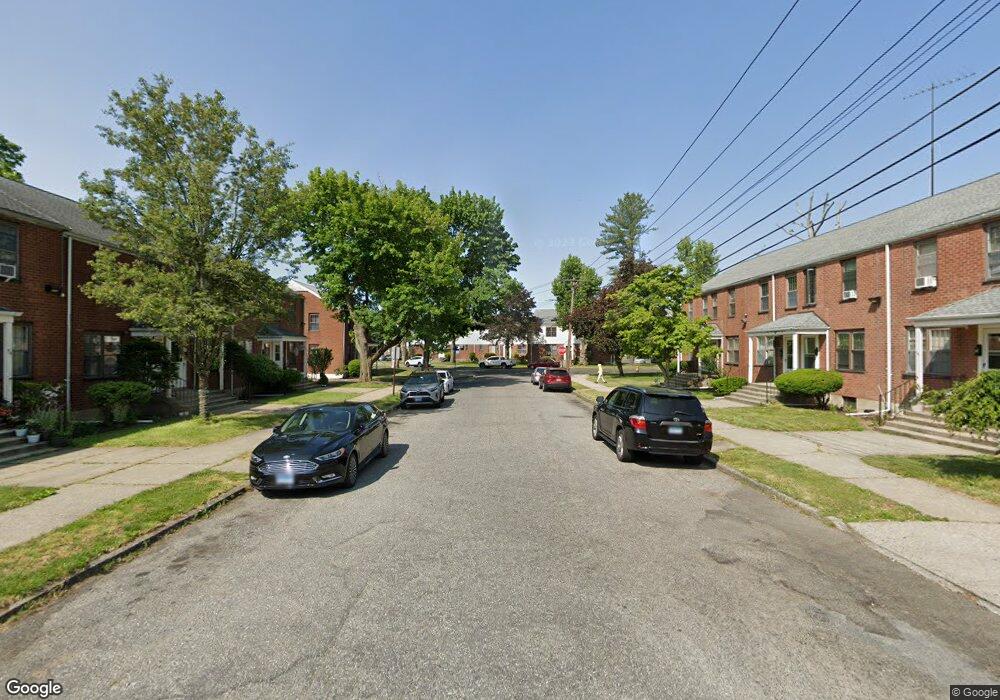 63 Mencel Cir unit D, Bridgeport, CT 06610 - photo 1