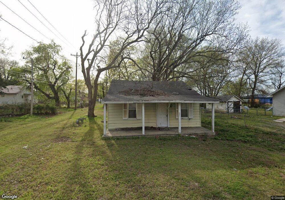 109 N Oklahoma Ave, Haskell, OK 74436 - photo 1