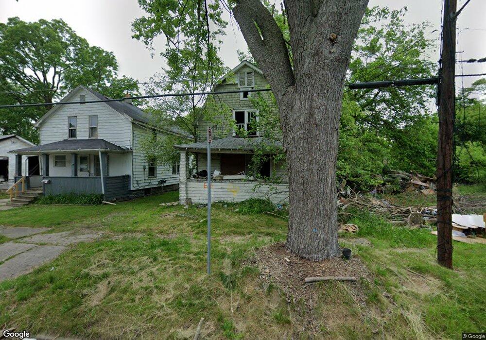 1529 Bennett Ave, Flint, MI 48506 - photo 1