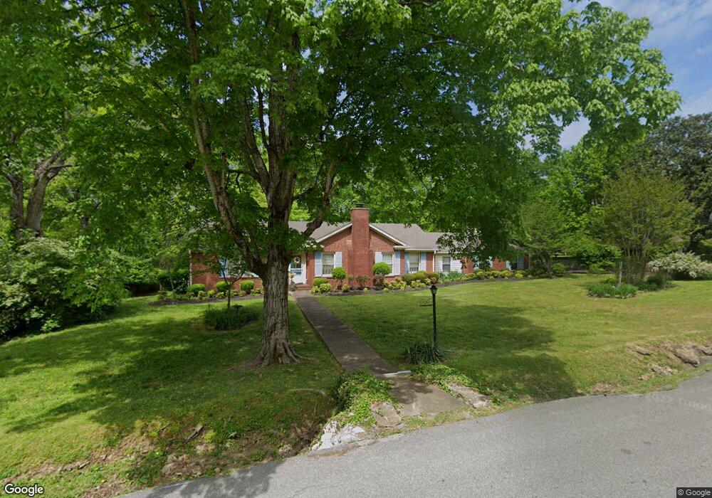 509 Oakwood Dr, Columbia, TN 38401 - photo 1