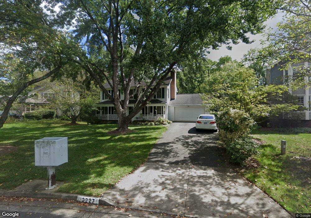 2227 Casemont Dr, Falls Church, VA 22046 - photo 1