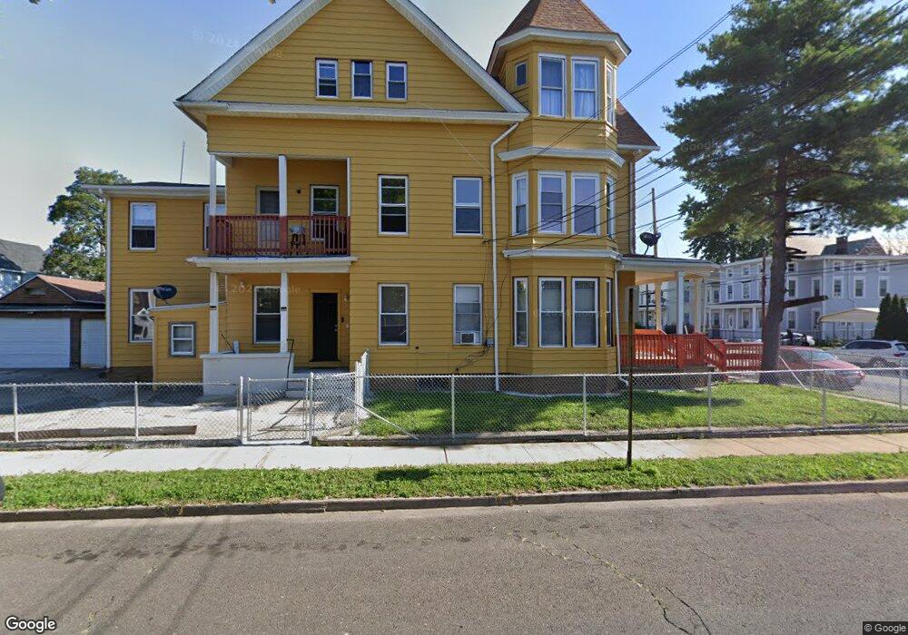 923 Kossuth St, Bridgeport, CT 06608 - photo 1