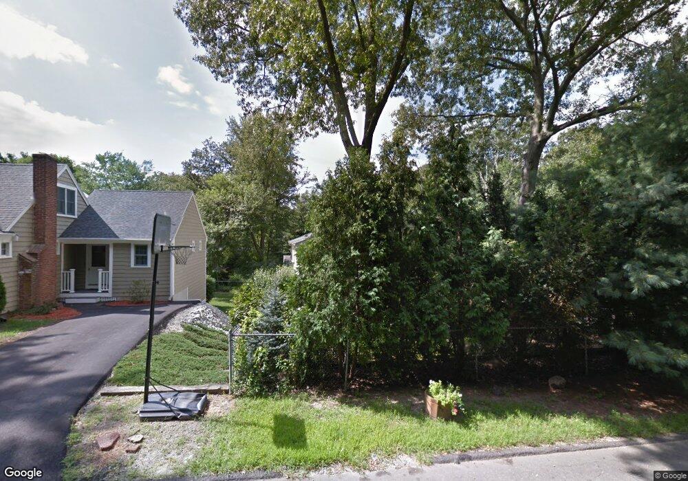 112 Hinston Rd, East Weymouth, MA 02189 - photo 1