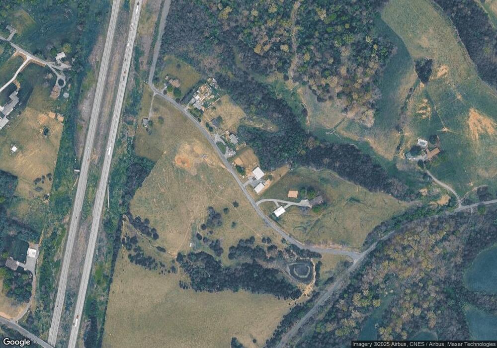 69 Parkins Ln, Verona, VA 24482 - photo 1