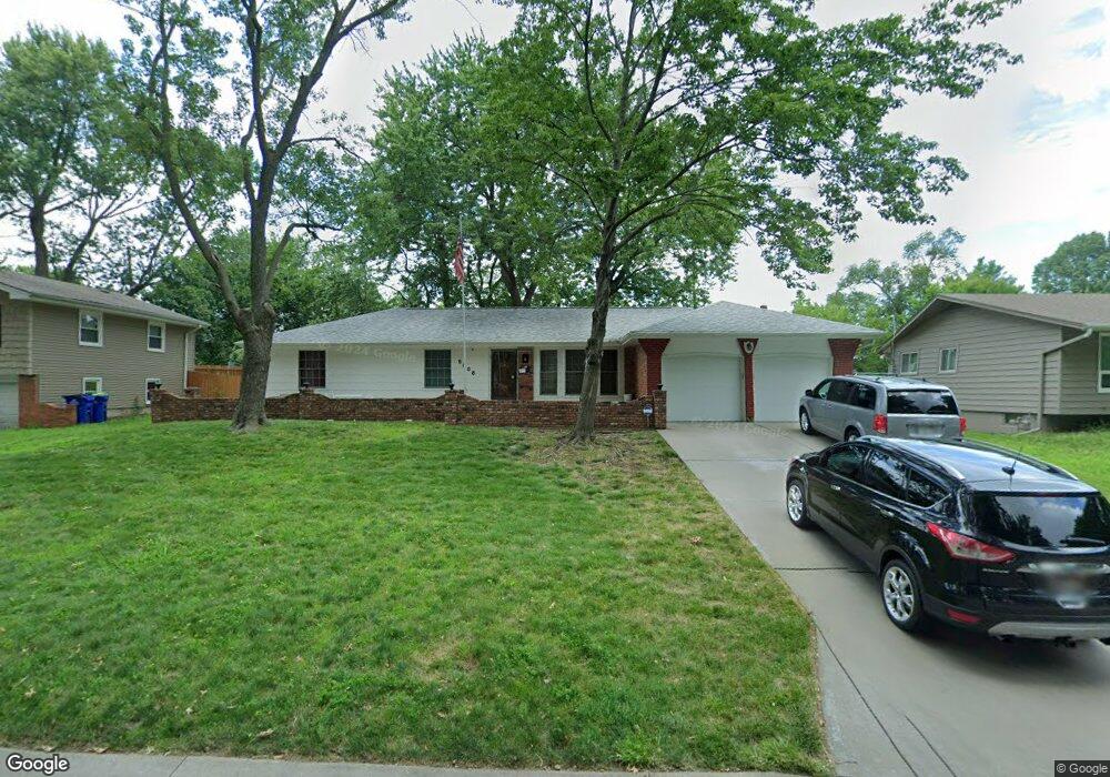 6608 Ballentine St, Shawnee, KS 66203 - photo 1