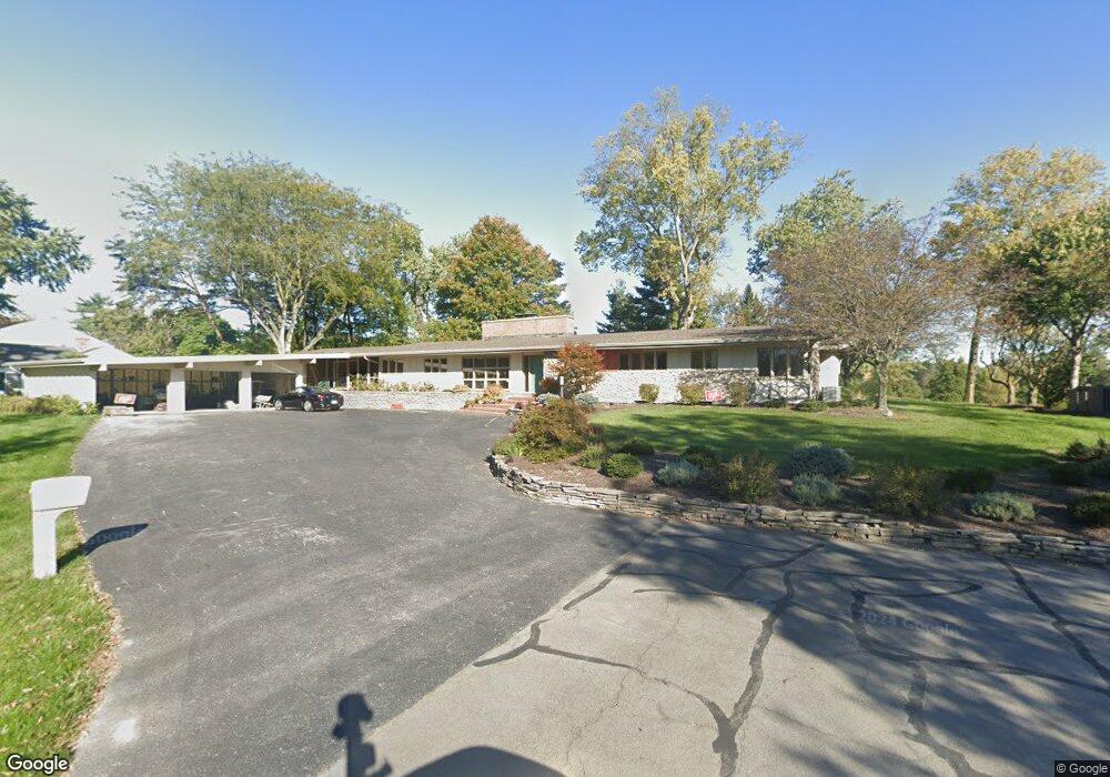 1630 Springhill Dr, Lima, OH 45805 - photo 1