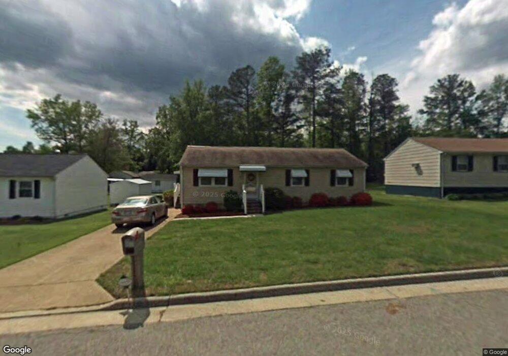 422 Pin Oak Dr, Hopewell, VA 23860 - photo 1