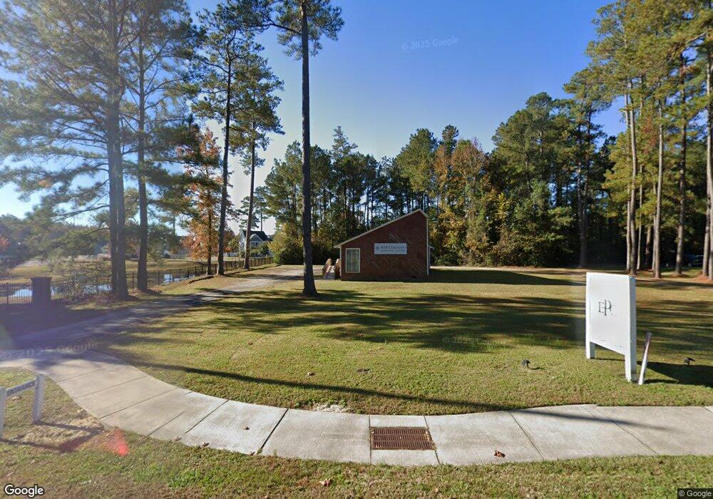 813 S Walker St, Burgaw, NC 28425 - photo 1