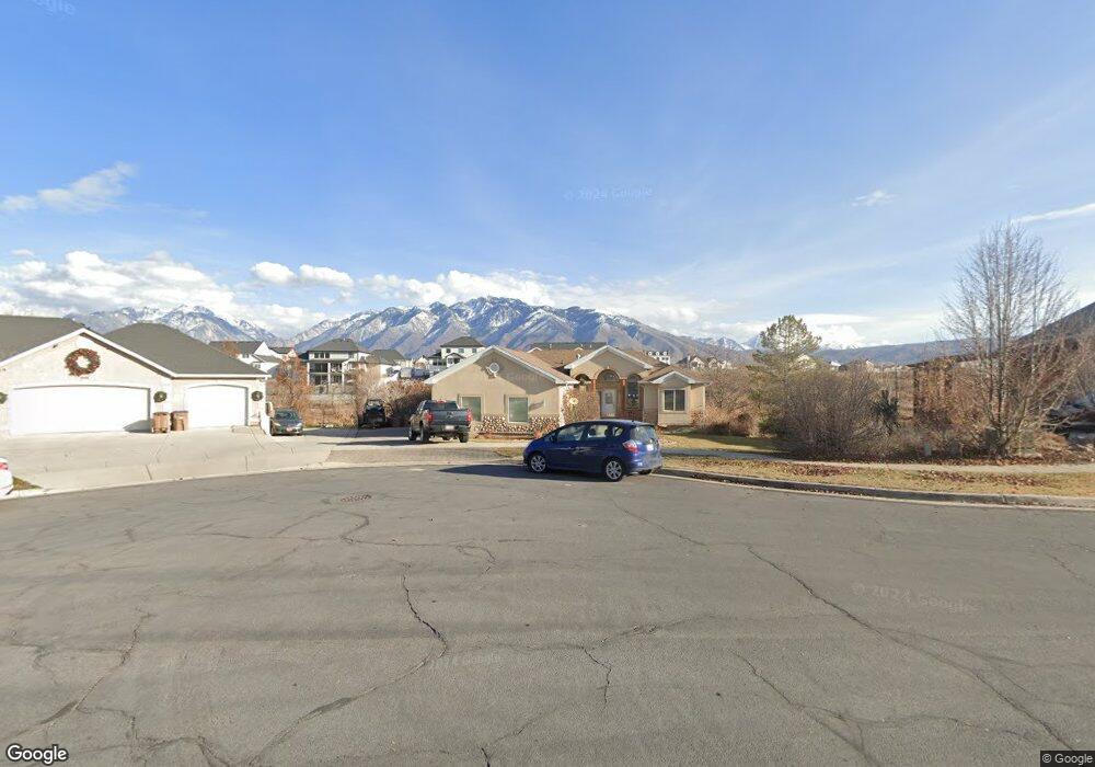 653 W Dunning Ct, Draper, UT 84020 - photo 1