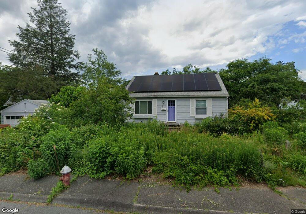 21 W Green St, Easthampton, MA 01027 - photo 1