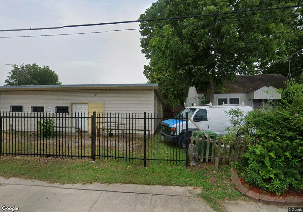 2722 Parker Rd, Houston, TX 77093 - photo 1