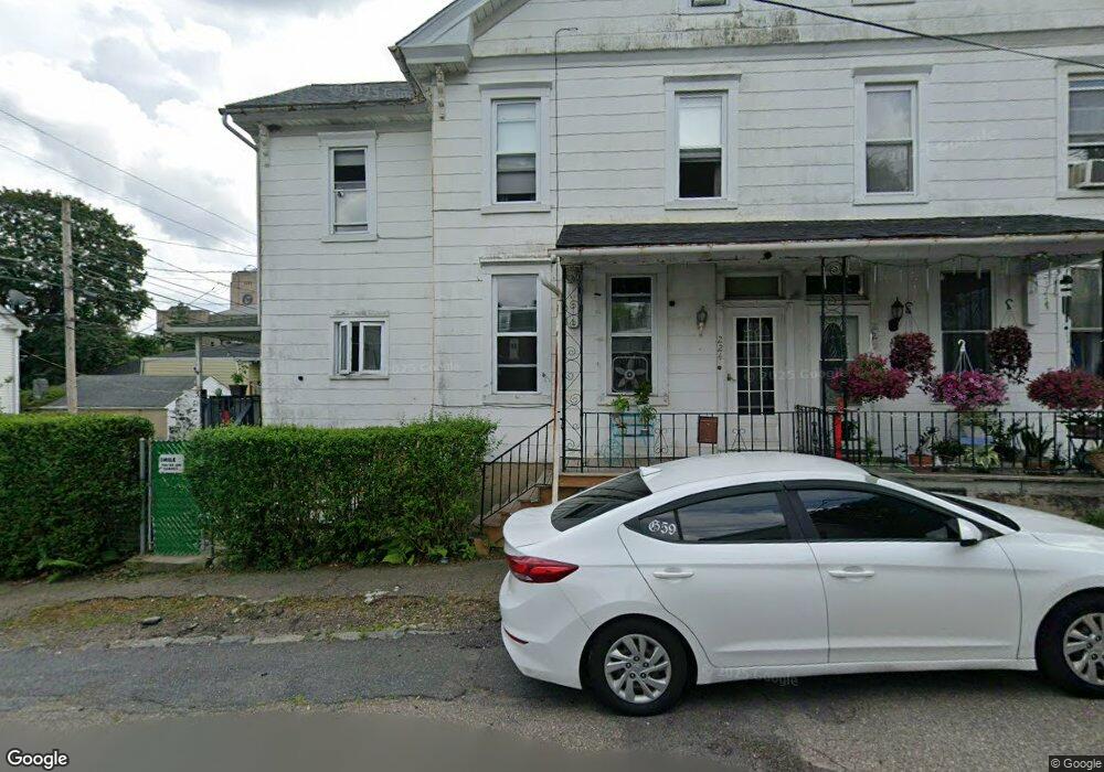 224 W Oak St, Hazleton, PA 18201 - photo 1