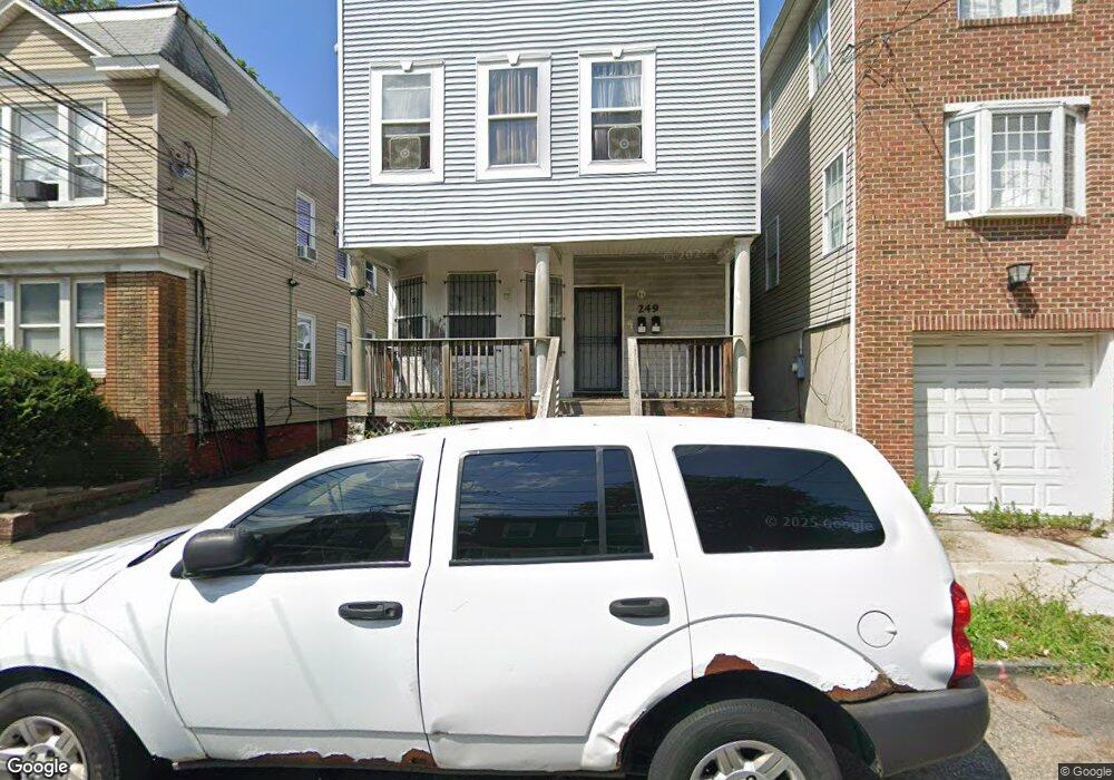 249 Leslie St, Newark, NJ 07112 - photo 1