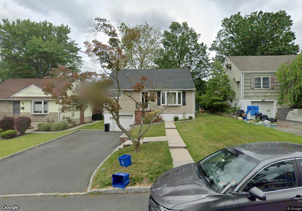 53 Phyllis Rd, West Orange, NJ 07052 - photo 1