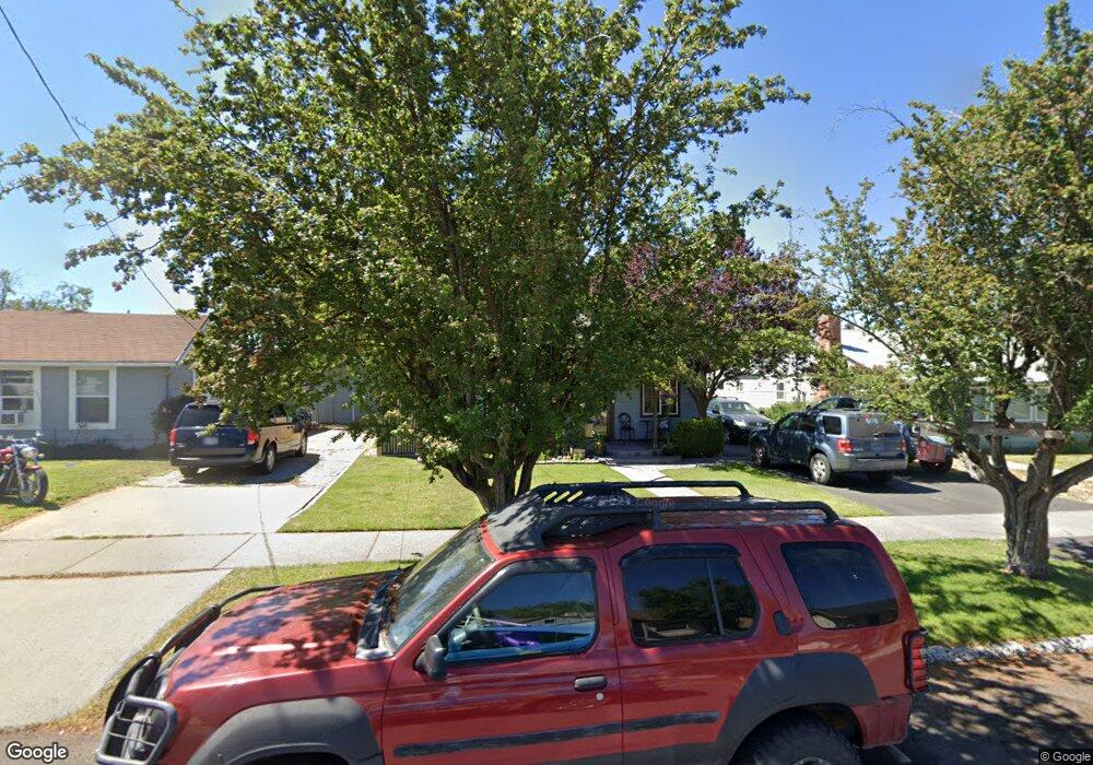 2440 Applegate Ave, Klamath Falls, OR 97601 - photo 1