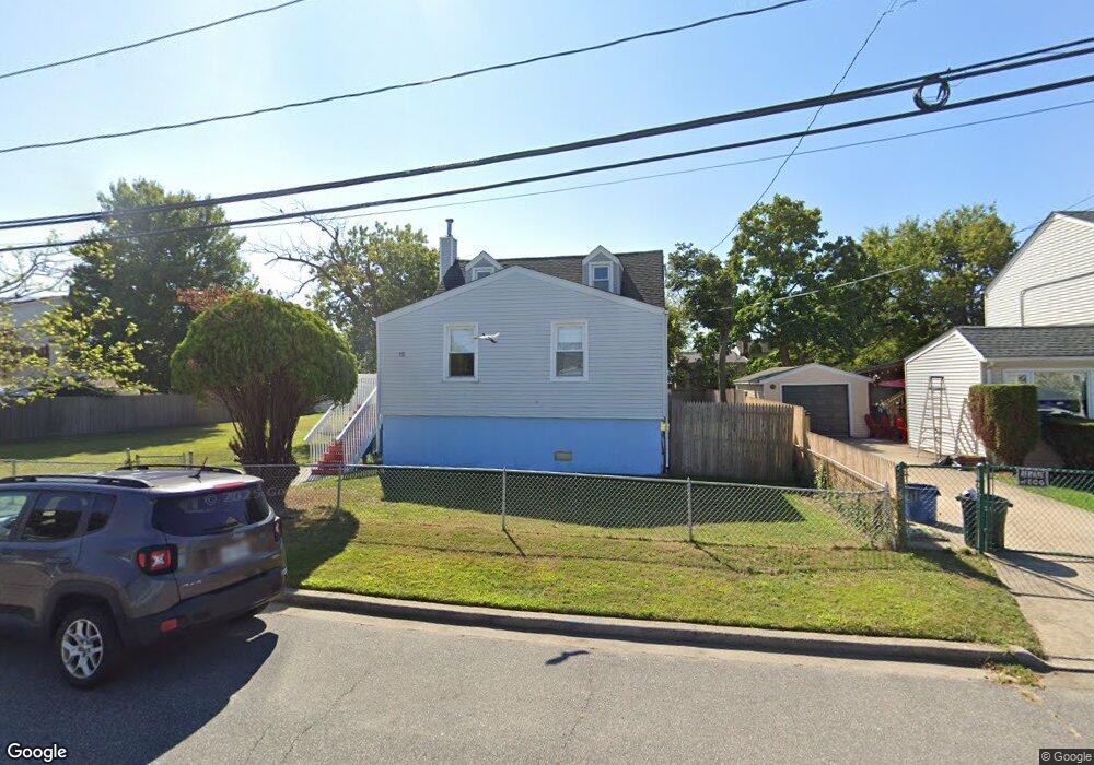 15 E Minerva Rd, Lindenhurst, NY 11757 - photo 1