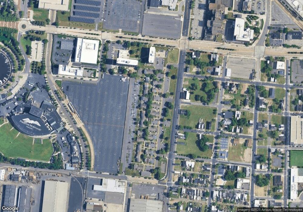 201 Benson Ct, Camden, NJ 08103 - photo 1